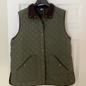 New with tags! Olive green Lands End Barn Vest, size L